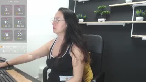 Laury  online show from 07-28-26, 07:39