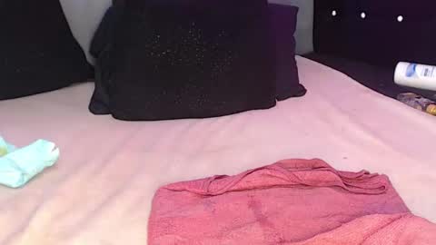 tania online show from 12-22-24, 10:36