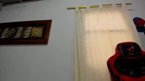 Lauu G online show from 03-06-26, 01:18