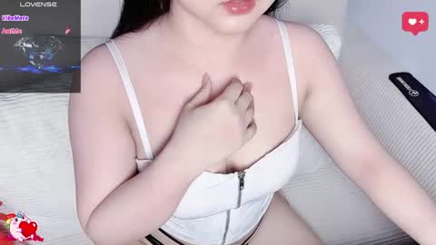 Snapshot of lavender_02 chatting on 05-06-26, 06:57 Tina online show from 05-06-26, 06:57