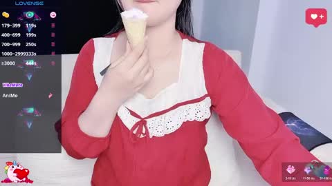 Snapshot of lavender_02 chatting on 05-19-26, 03:24 Tina online show from 05-19-26, 03:24