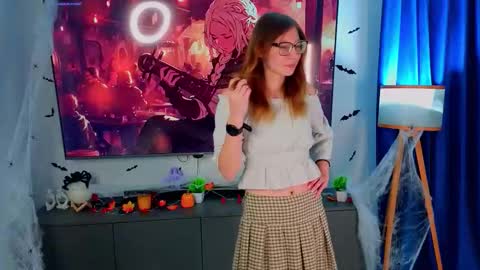 Snapshot of laveniadevoss chatting on 11-24-25, 08:03 Gloria online show from 11-24-25, 08:03