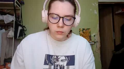 Snapshot of lavonesorge chatting on 03-05-26, 06:20 Adeline online show from 03-05-26, 06:20