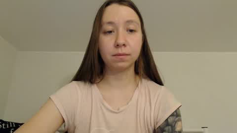 Snapshot of lavvvenda chatting on 11-30-25, 10:14 Lavvvenda online show from 11-30-25, 10:14