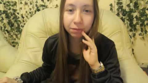 Snapshot of lavvvenda chatting on 12-01-25, 02:55 Lavvvenda online show from 12-01-25, 02:55