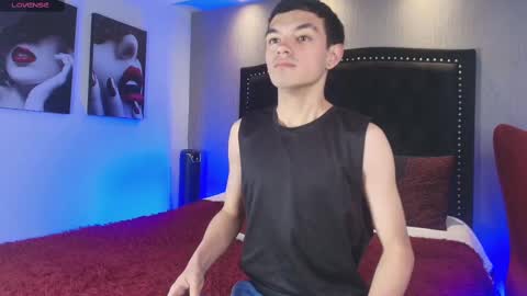 Snapshot of lawford_mike chatting on 10-05-25, 01:20 Mike online show from 10-05-25, 01:20