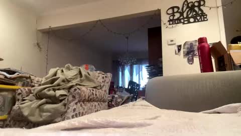 lawrencegreg106 online show from 11-28-25, 09:39