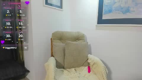 Snapshot of lay_lah chatting on 05-29-26, 01:03 laylaah online show from 05-29-26, 01:03