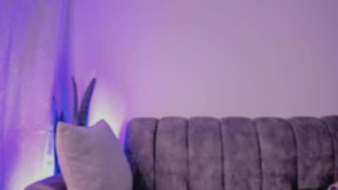 laya online show from 04-21-26, 01:42