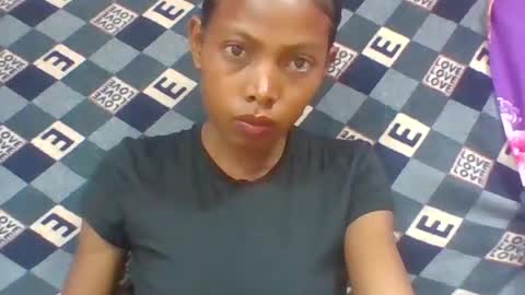 Snapshot of layah157855 chatting on 07-15-26, 04:51 layah157855 online show from 07-15-26, 04:51