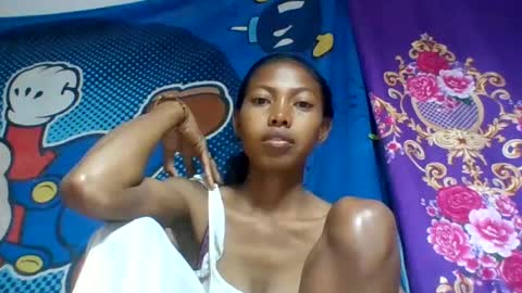 Snapshot of layah157855 chatting on 07-20-26, 03:54 layah157855 online show from 07-20-26, 03:54