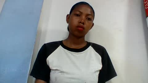 Snapshot of layah157855 chatting on 07-23-26, 04:32 layah157855 online show from 07-23-26, 04:32