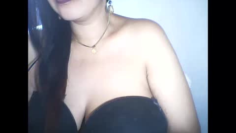 Snapshot of layanah12 chatting on 05-16-26, 02:27 layanah12 online show from 05-16-26, 02:27