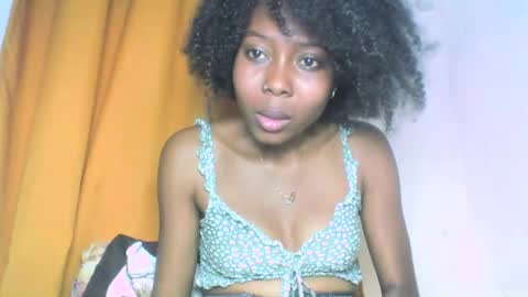 layannek online show from 10-03-25, 09:56