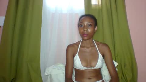 layannek online show from 03-06-26, 05:04