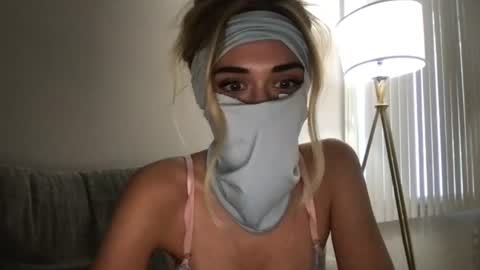 layla1092017 online show from 07-29-26, 10:19
