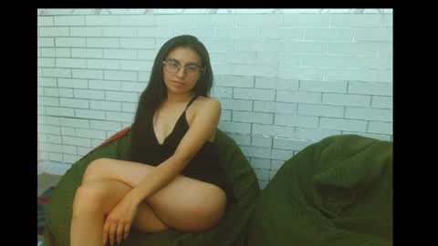 Snapshot of layla_collins69 chatting on 07-30-26, 05:28 Layla Collins69 online show from 07-30-26, 05:28