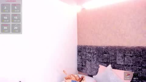 L A Y L A online show from 11-15-25, 12:13