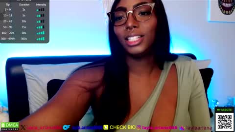 Snapshot of laylaariana chatting on 10-10-25, 02:43 laylaariana online show from 10-10-25, 02:43
