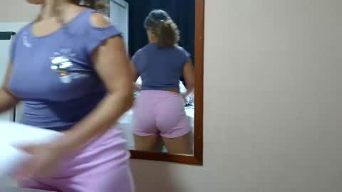 kelly online show from 03-01-25, 02:15