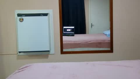 kelly online show from 03-25-26, 01:00