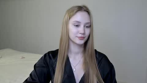 Snapshot of laylapretty001 chatting on 01-08-25, 05:48 LaylaPretty001 online show from 01-08-25, 05:48