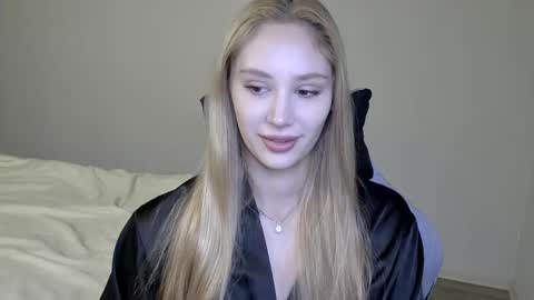 LaylaPretty001 online show from 12-23-25, 05:27