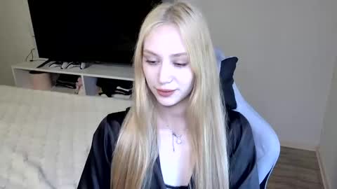 Snapshot of laylapretty001 chatting on 06-01-26, 05:42 LaylaPretty001 online show from 06-01-26, 05:42