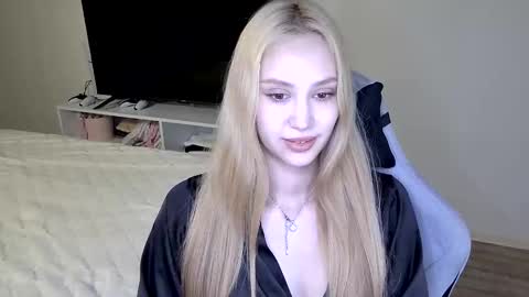 Snapshot of laylapretty001 chatting on 06-08-26, 04:24 LaylaPretty001 online show from 06-08-26, 04:24