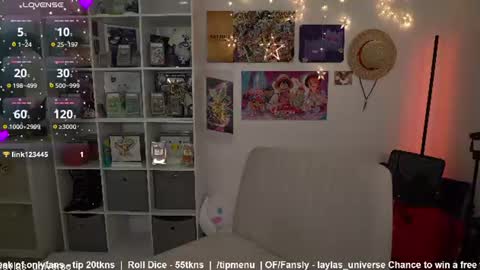 Snapshot of laylas_universe chatting on 06-23-26, 10:08 Layla Universe online show from 06-23-26, 10:08