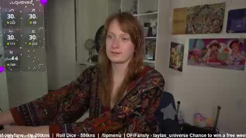 Snapshot of laylas_universe chatting on 07-16-26, 11:33 Layla Universe online show from 07-16-26, 11:33