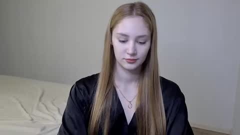 Laylla001 online show from 01-02-25, 05:57