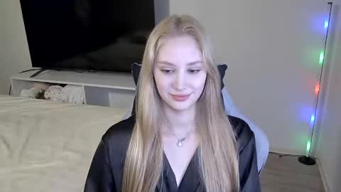 Laylla001 online show from 02-23-26, 06:55