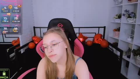 layriantavee online show from 02-20-25, 07:01