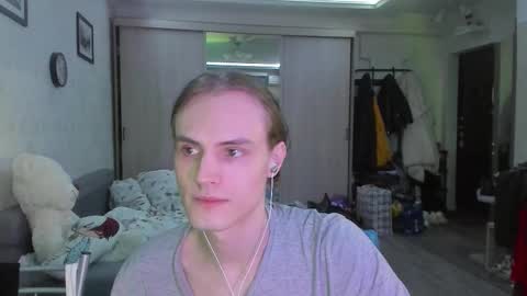 Vladi online show from 03-08-26, 09:29