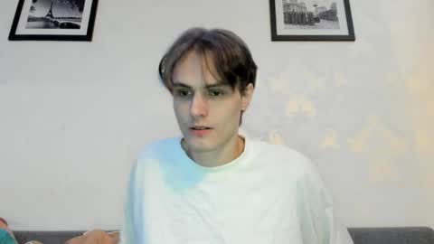 Snapshot of lazaret1k chatting on 05-15-26, 09:33 Vladi online show from 05-15-26, 09:33
