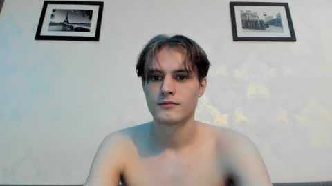 Snapshot of lazaret1k chatting on 05-20-26, 06:03 Vladi online show from 05-20-26, 06:03