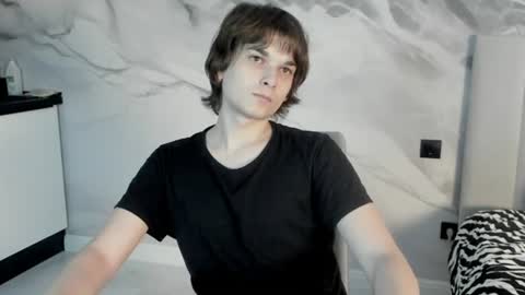 Snapshot of lazydarkknight chatting on 06-11-26, 02:53 Alex online show from 06-11-26, 02:53