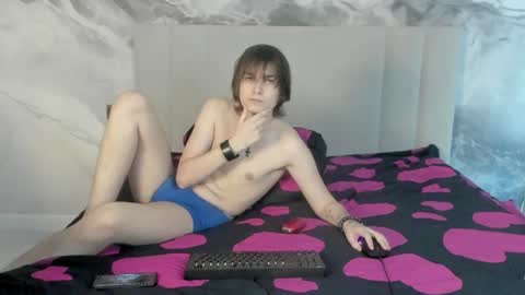 Snapshot of lazydarkknight chatting on 06-21-26, 02:36 Alex online show from 06-21-26, 02:36
