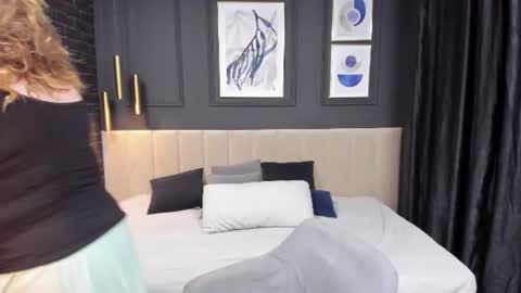 Snapshot of lea_fruit chatting on 06-12-26, 05:06 Lea online show from 06-12-26, 05:06
