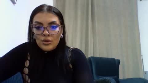 Snapshot of leaaross02 chatting on 01-15-26, 03:16 Lea Ros online show from 01-15-26, 03:16