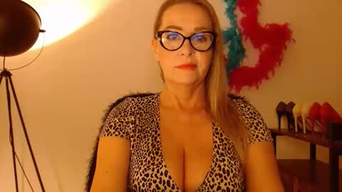 LEA online show from 11-19-25, 03:12