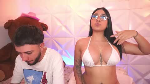 Snapshot of league_of_lovers2 chatting on 03-07-25, 03:08 Vero Andy and Caius online show from 03-07-25, 03:08