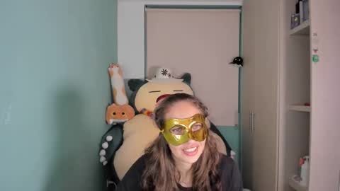 Snapshot of leah_sm chatting on 02-19-26, 03:13 Laura online show from 02-19-26, 03:13