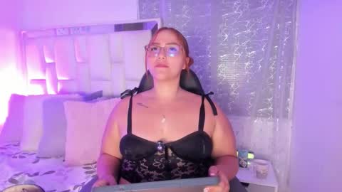 Leah  online show from 04-15-26, 02:07