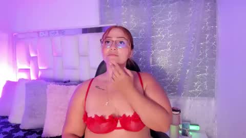 Leah  online show from 05-01-26, 02:16