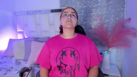 Leah  online show from 06-02-26, 03:19