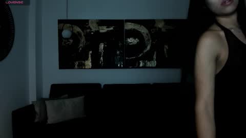 leahnovac online show from 11-22-25, 10:58