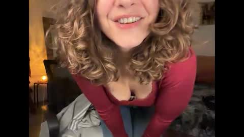Leah Sparkles online show from 12-02-25, 05:08