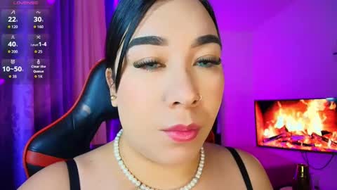 leah online show from 10-24-25, 10:33